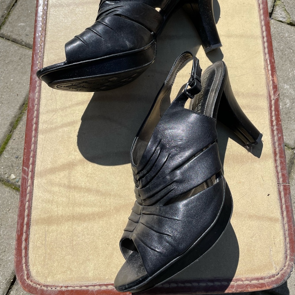 Naturalizer Black Leather Open Toe Slingbacks